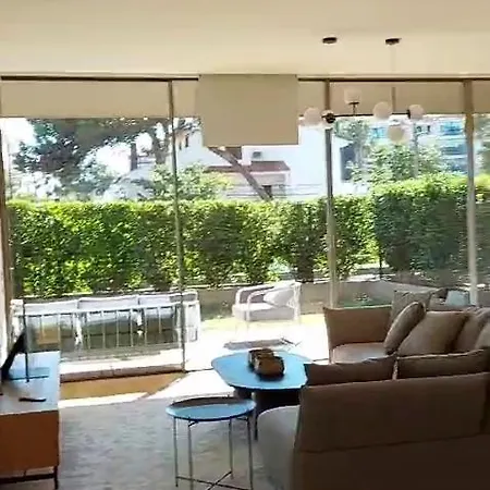 2br With Terrace! Everything For Your